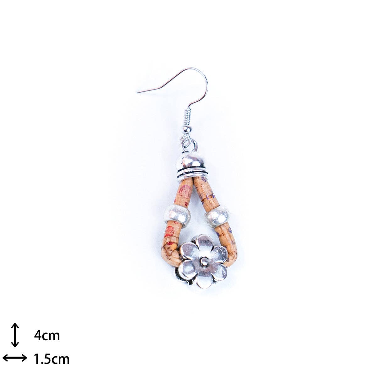 Meninas Bonitas Cork Flower Accessories Handmade Earrings 4x1.5cm – detail – natural cork drop earring with silver-tone flower pendant and decorative beads, with size.